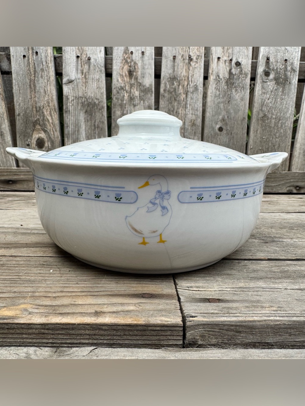 Vintage 1980s Country Goose Lidded Casserole Dish / Tureen